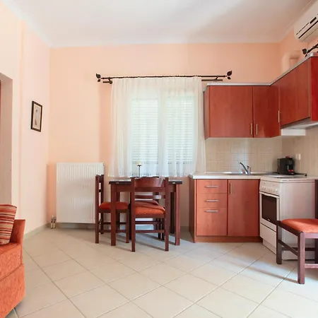 Pigeon House Apartment Plataria Exterior photo